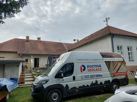 Izolace stropu trámové dutiny rodinného domu u Humpolce